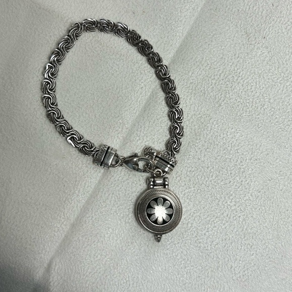 Brighton Locket Charm Bracelet Silver Plated Vintage 8" - Picture 2 of 9